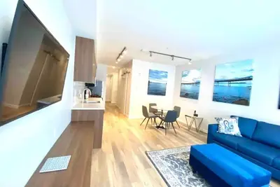 Image de Perfect Brand New Condo In The Heart of Sidney