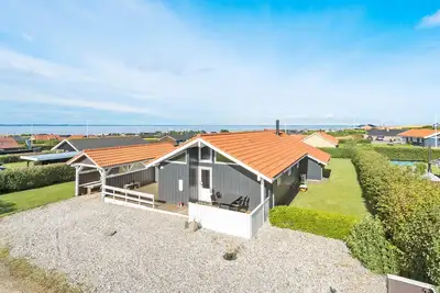 Image de Belle maison à Vinderup avec sauna