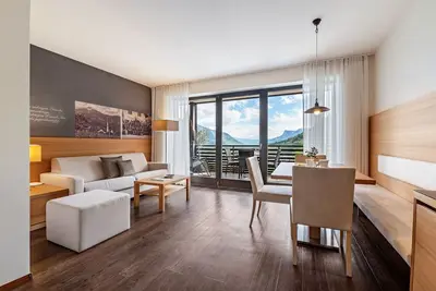 Image de Appartement 'Alagundis Aurum' avec vue sur les montagnes, piscine partagée et Wi-Fi