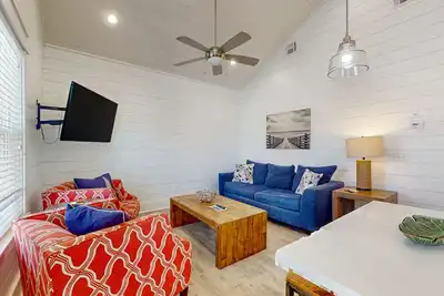 Image de Otc6 Golf Cart Included, Pet Friendly, Shared Pool, Parking for 1 Vehicle