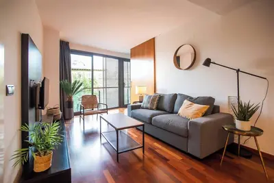 Image de 42badr1040 - New & Bright Apartment PobleNou