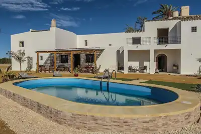 Image de Tranquil Rural Villa 3 beds 2 baths Private Pool, great views, close to the sea