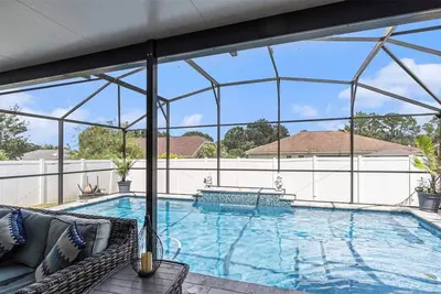 Image de Relax in Heated Saltwater Pool w/ Screened Lanai