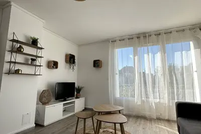 Image de Arlette grand F2 47 m2 Riva Bella quartier résidentiel calme