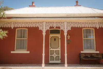 Image de Winton Cottage Maldon - Authentic Heritage Home. Autumn On Sale