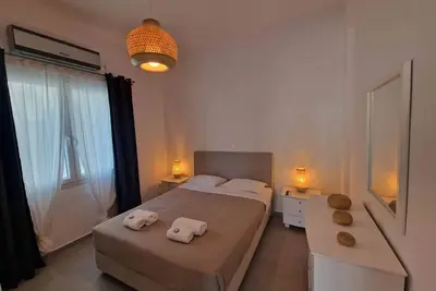 Image de Beautiful Ilios apartment near the center of Andros - 2 minutes walk