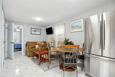 Image de 1-bedroom vacation home just 8 minutes from Florida Mall