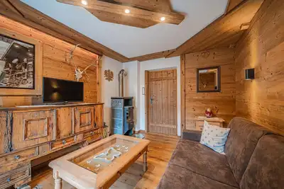 Image de Appartement avec piscine près de l'ascenseur