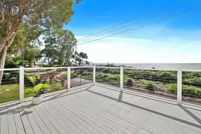 Image de Beautiful Beachfront Holiday Home in Clifton Beach