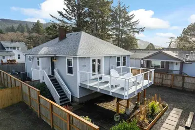 Image de Great Deals on Summer Stays!