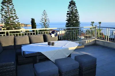 Seaview 4 Bedroom villa with pool