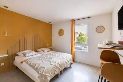 Image de Lumineux Studio*Dhalia * proche gare Lourdes