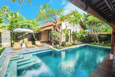 Image de 3 Bedroom Villa 2 minutes walk to Berawa Beach, walking distance to Atlas\/Finns