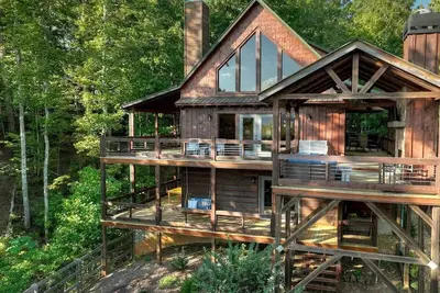 Image de Chalet Blue Ridge: Views, comfort, nature, minutes to downtown. Your perfect getaway