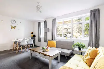 Image de Flat in leafy Sale, Manchester