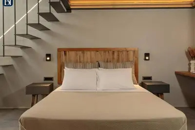 Image de Bh597 - C - Suite Naxos