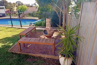 Image de Adelaide Sunset Pool Hideaway | Seaview Downs 4br | Pool, Views, Sleeps 14, Pet Friendly