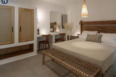 Image de Bh596 - C - Suite Naxos
