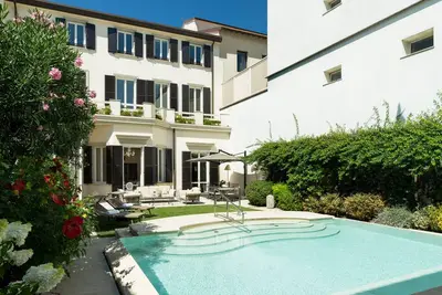 Image de Luxury Villa Manin | One Experience, private pool and 300 Sqm garden