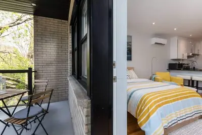 Image de Elegant & Sunny Flat in Trendy Le Plateau