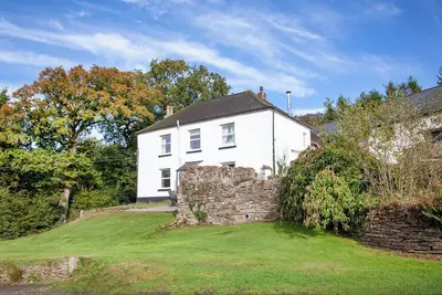 Image de Uk45542-The Farm House