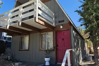 Image de Cozy Cabin with personality