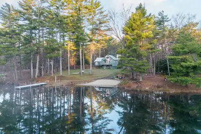 Image de Modern Lake House| Private beach| Near White Mtns