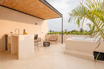 Image de Beautiful Residence with Rooftop & Small Pool