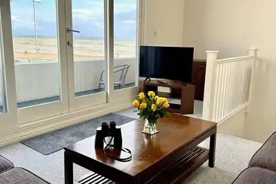 Image de House by the Sea, Worthing.