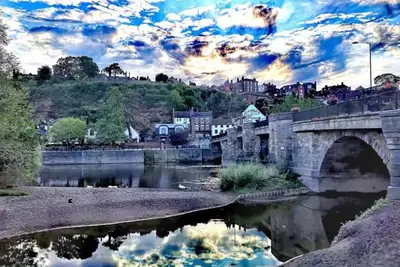 Image de Make memories at this unique sandstone, cave hideaway pet friendly