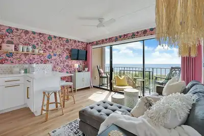 Image de Featured in Wilma magazine! Oceanfront 2bed/2bath condo, right on the boardwalk!