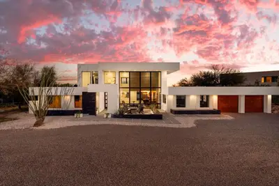 Image de Heated Pool / Spa / 4 Br / 3. 5 Ba / Mountain Views