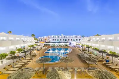 Image de Las Adelfas