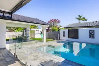 Image de Seaside Modern & Luxurious Mansion w/Pool
