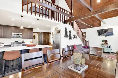 Image de Georgia Street Retreat at Big Bear Village