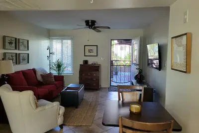 Image de Private Condo in Arizona Sunshine. Furnished for long or short term Rental