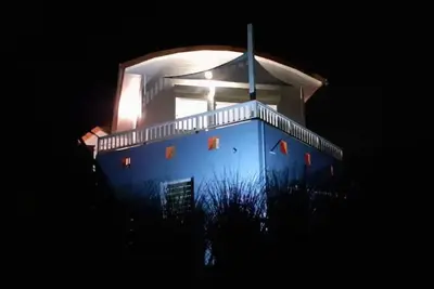 Image de T2 cosy dans une maison atypique, idéal pour couple avec ou sans enfant