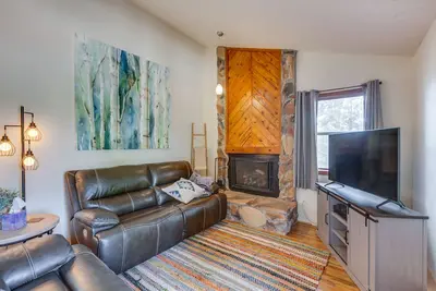 Image de Cozy Angel Fire Condo: Walk to Ski Lift!