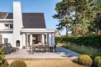 Image de Villa Laury luxueuse dans un endroit calme