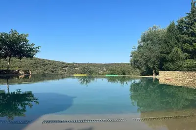La villa proche Uzès avec piscine Lagon et vue époustouflante sur la garrigue