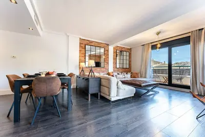 Image de Triple Luxe: Close to Sea with Pool and Parking