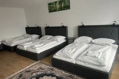 Image de Ferienwohnung im Hamburger StraĂźe-2