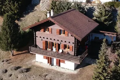 Image de Grand chalet très lumineux pour 8 personnes avec grande terrasse, jardin et une très belle vue dégag
