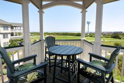 A Pointe Of View: Ocean & Golf Course Views