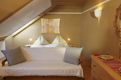 Image de Doppelzimmer Niklas-ilmar - Lehmbaudachzimmer - Biolandhaus Arche