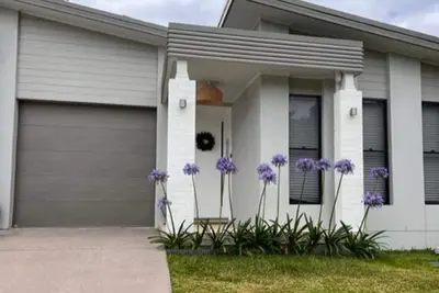 Image de 6a Hough Street - Sophisticated pet friendly home with air con, wi-fi and linen provided