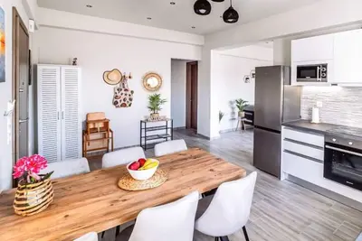 Image de Modern Luxe Vakantiehuis Iraklion Voor 6 Personen