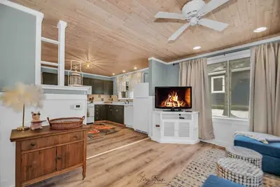 Image de Beachglass Cottage - Family Friendly Kids and Pets