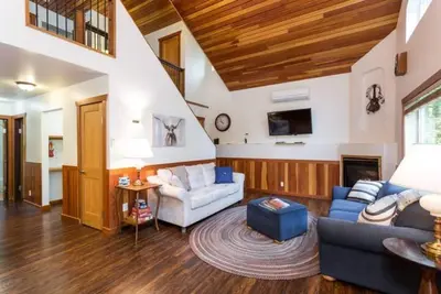Image de The River Cabin near Mt. Baker