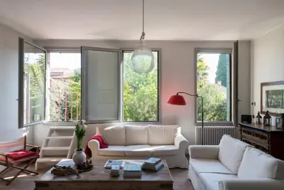 Image de Canal Views and a Secret Garden in Giudecca